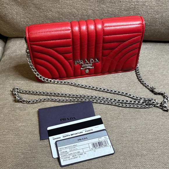 Prada Red Leather Diagram Wallet on Chain - Picture 9 of 9